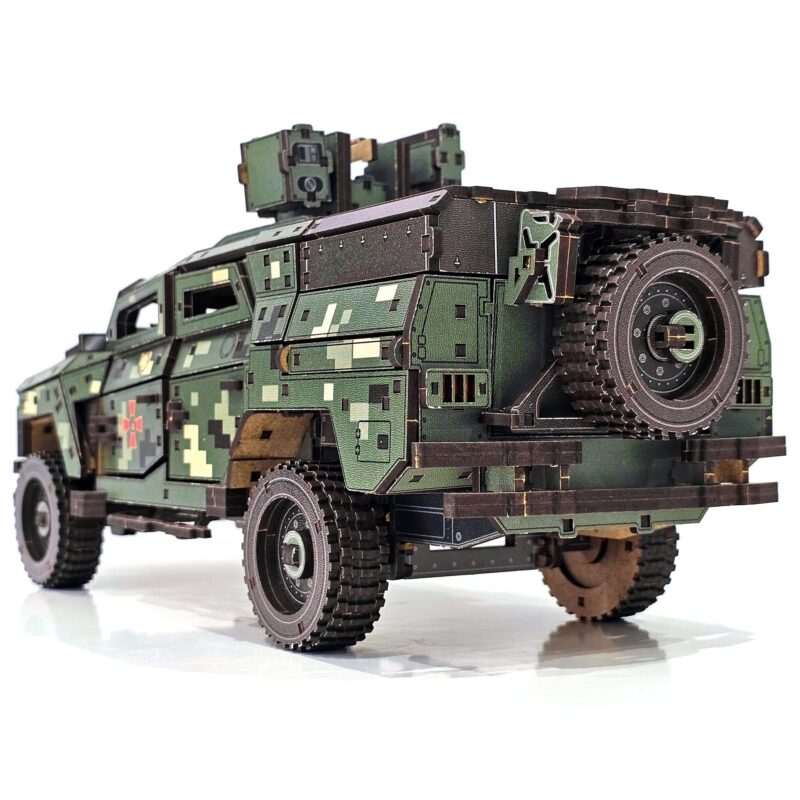 NOVATOR armored vehicle 3D Wooden Puzzle Constructor 35 cm / 445 pieces - Image 3