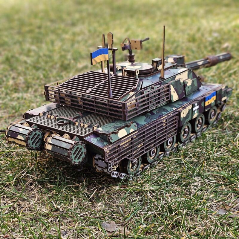 CHALLENGER 2 Tank 3D Wooden Puzzle Constructor 58 cm / 1052 pieces - Image 6