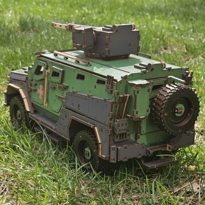 CAWV VARTA 2 Armored Combat Vehicle 3D Wooden Puzzle Constructor 35 cm / 472 ... - Image 4