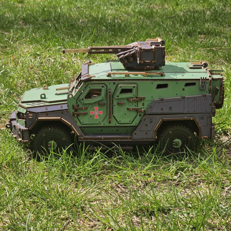 CAWV VARTA 2 Armored Combat Vehicle 3D Wooden Puzzle Constructor 35 cm / 472 ... - Image 3