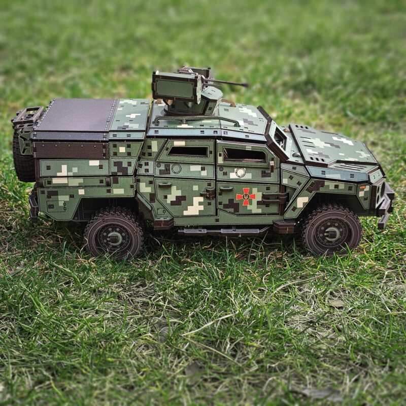 NOVATOR armored vehicle 3D Wooden Puzzle Constructor 35 cm / 445 pieces - Image 6
