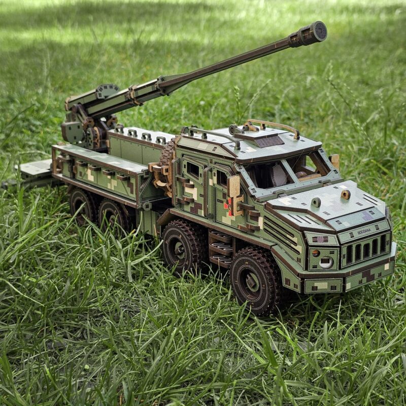 SAU BOGDANA self-propelled howitzers Wooden Puzzle. 46 cm/ 616 parts - Image 6