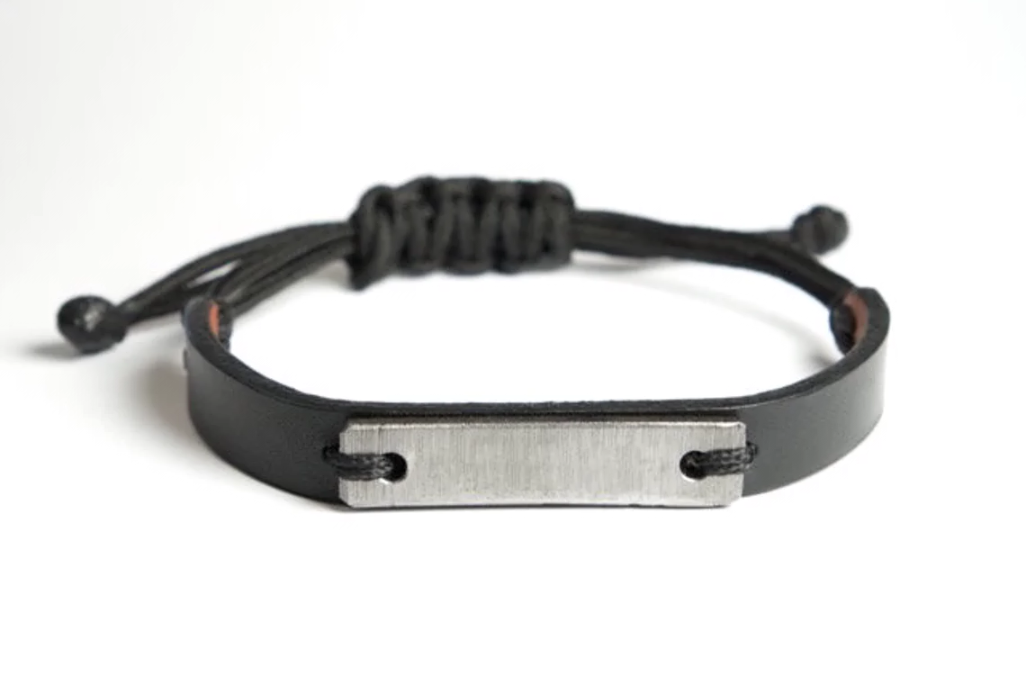 Ukrainian Support Bracelet Paracord Piece Inspired by Military Vehicle Conflict