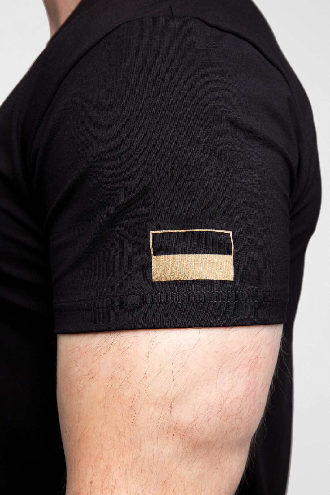 Man's T-shirt SAHAIDACHNYI War in Ukraine Patriotic - Image 4