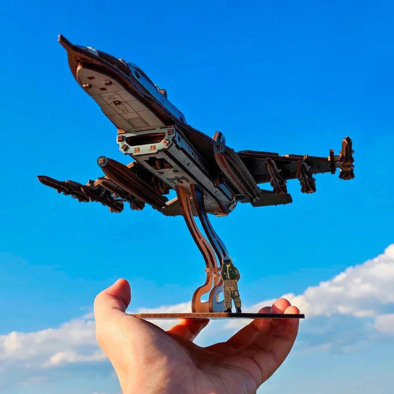 Mechanical Wooden 3D Puzzle Model Kit "F-16 Fighting Falcon" War in Ukraine - Image 3
