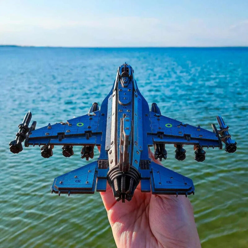 Mechanical Wooden 3D Puzzle Model Kit "F-16 Fighting Falcon" War in Ukraine - Image 6