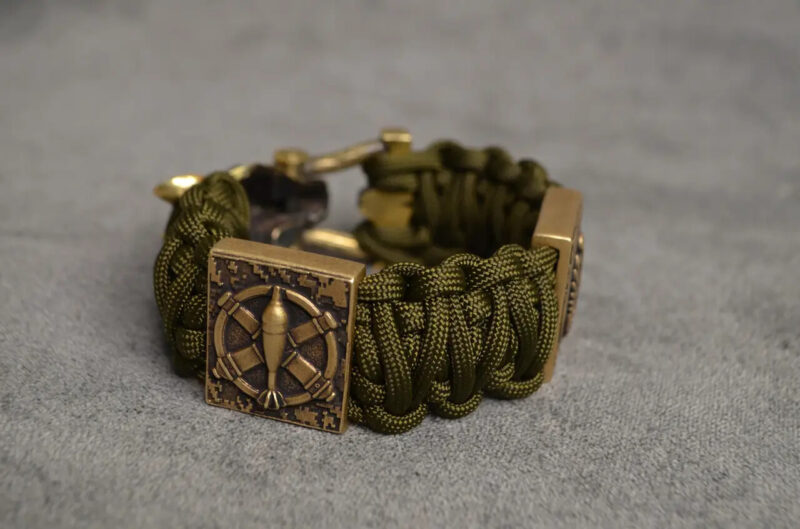 Bracelet Survival Paracord Jewelry Brutal "Wolf".  Сustom-sized - Image 4