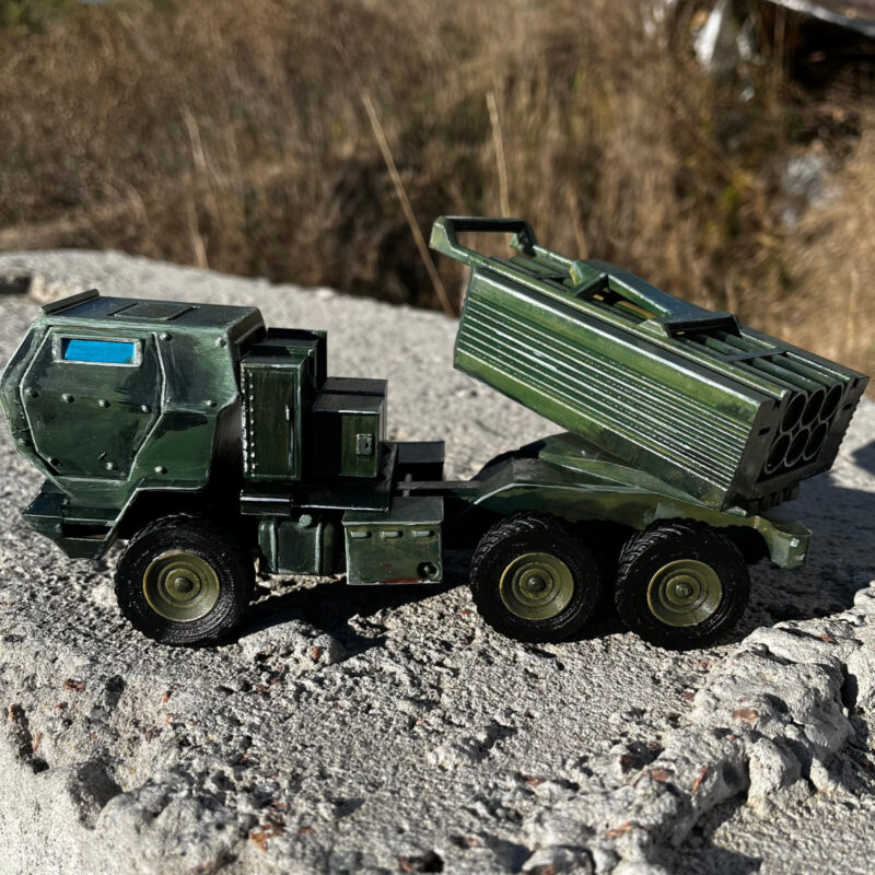 HIMARS M142 MLRS – Assembled & Painted Model of Ukrainian Army. 1:50 - Image 7