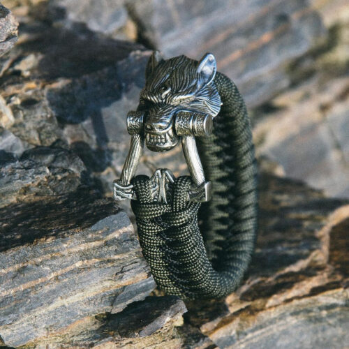 Bracelet Survival Paracord Jewelry "Wolf ". UNITED24 Ukraine