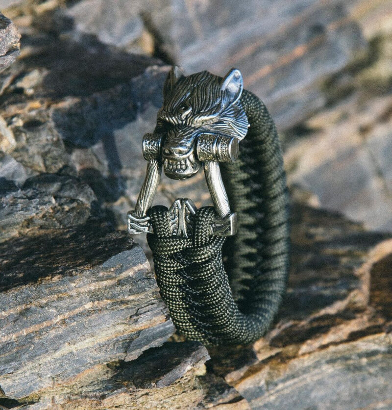 Bracelet Survival Paracord Jewelry "Wolf ". UNITED24 Ukraine